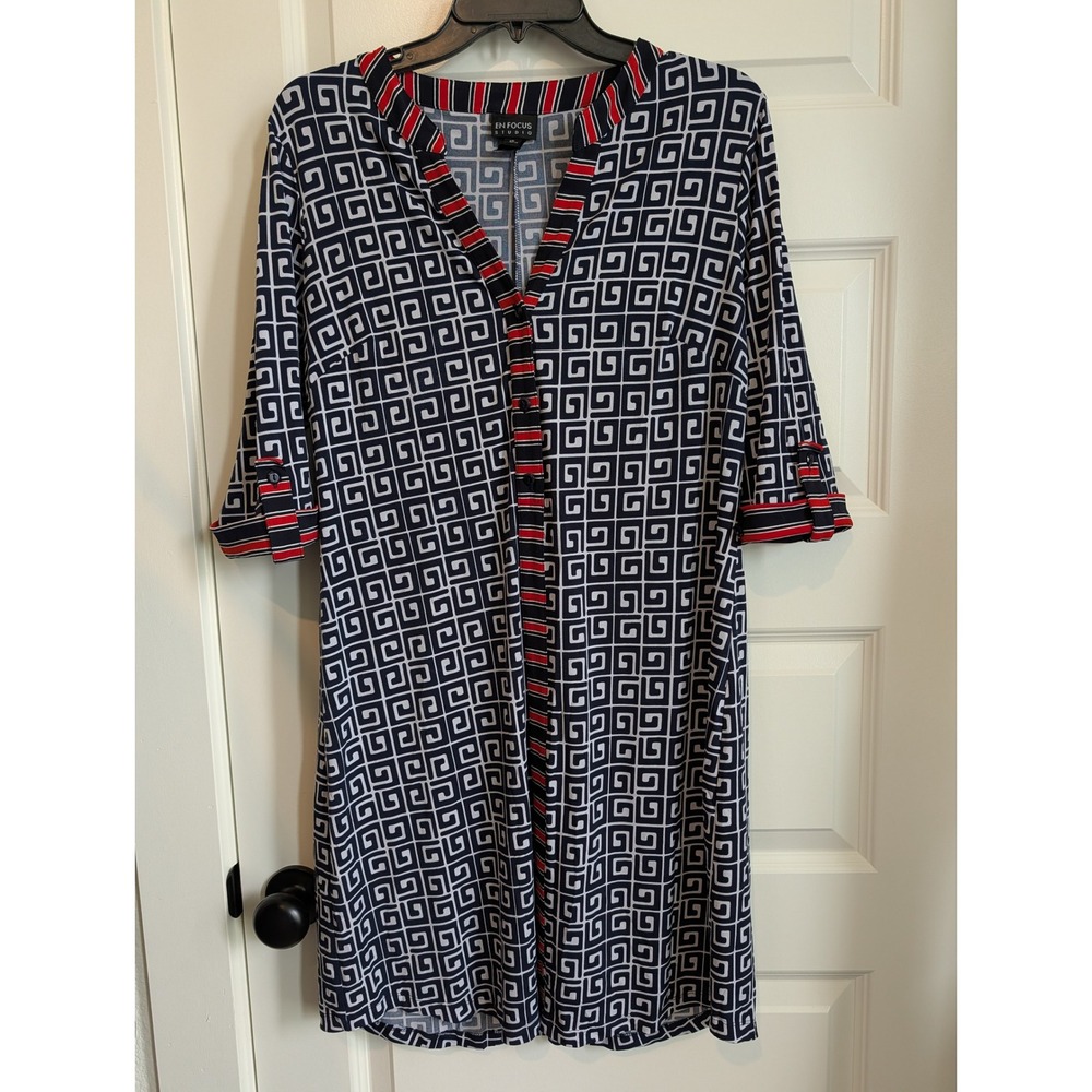 En Focus Studio Navy Red Geometric Greek Key Shift Dress